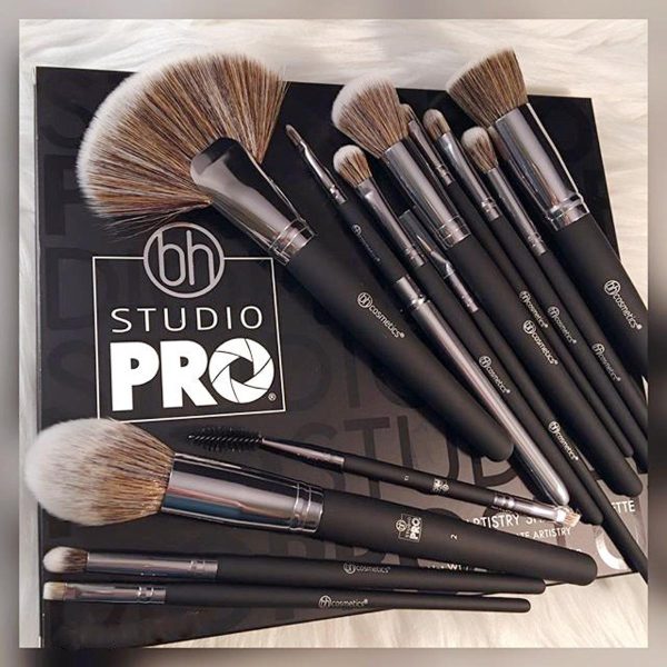Cosmetics Studio Pro Brush Set - 13 pcs